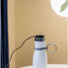 Qushini - Smart Bottle with Temperature Display & Drinking Reminder - White